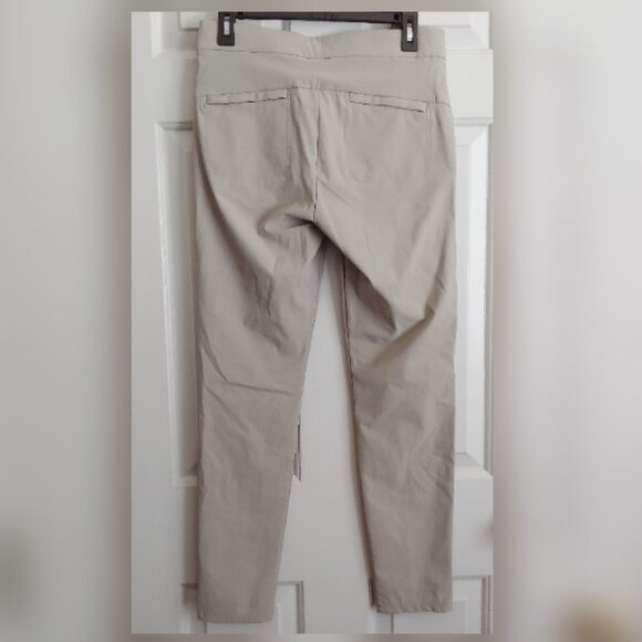 ATHLETA Wander Stash Skinny Pant Abalone Beige Size 4 - Picture 3 of 12